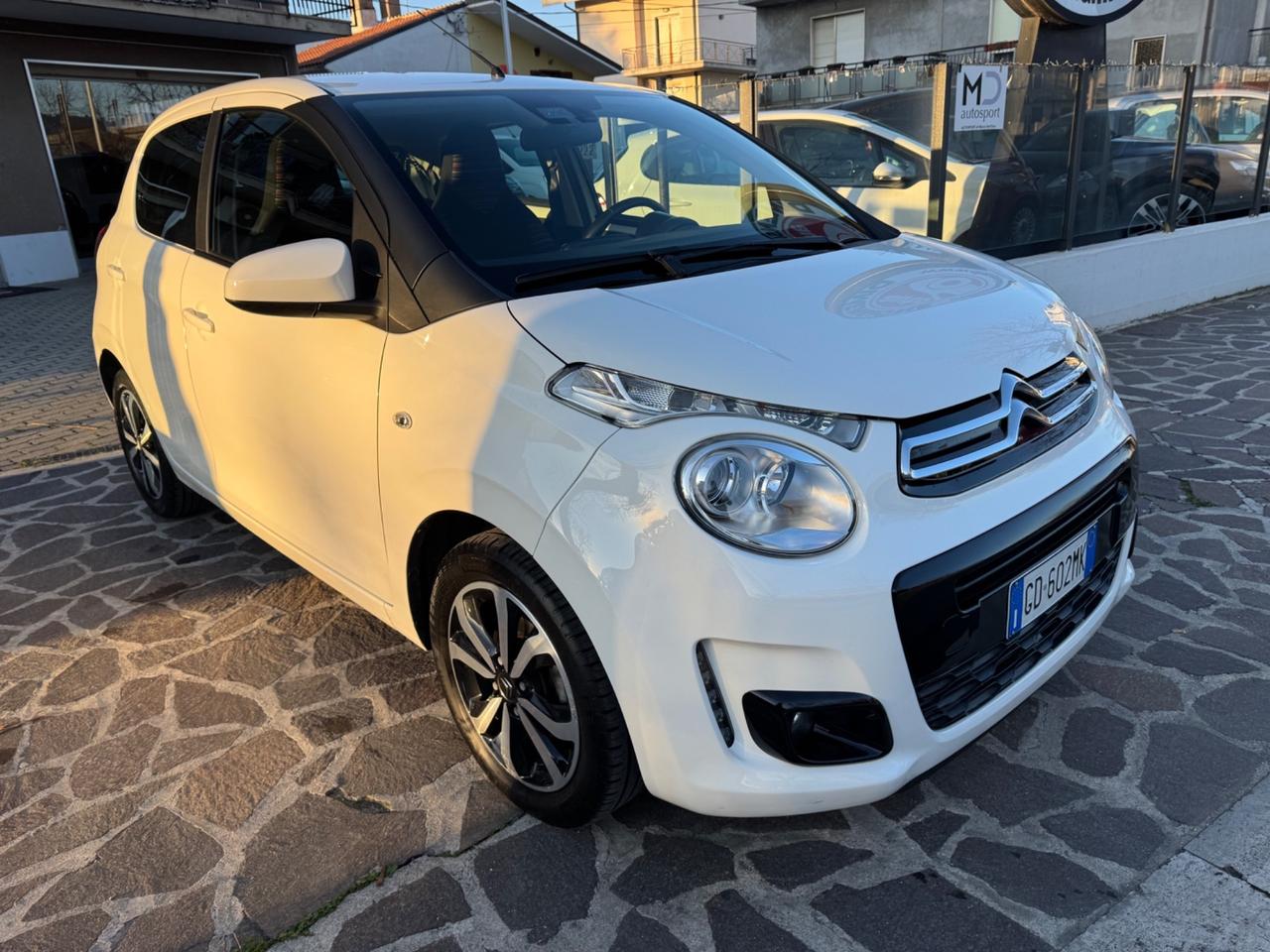 Citroen C1 VTi 72 S&S 5 porte Shine