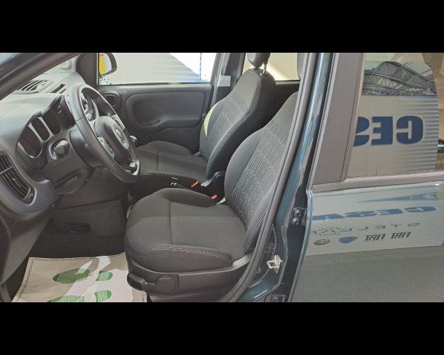 FIAT New Panda 1.0 firefly hybrid Cross s&s 70cv 5p.ti