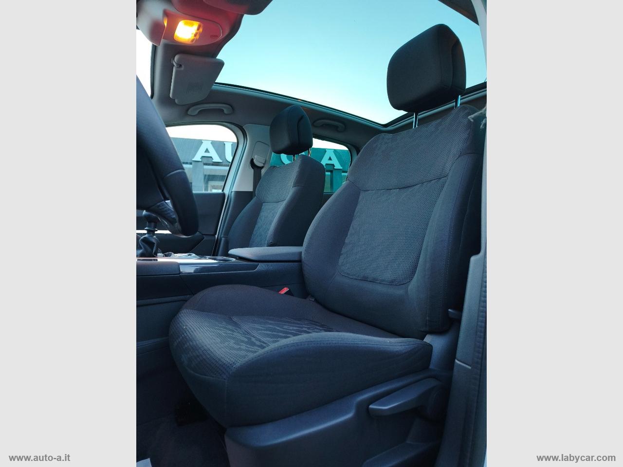 PEUGEOT 3008 1.6 HDi 115 CV Allure