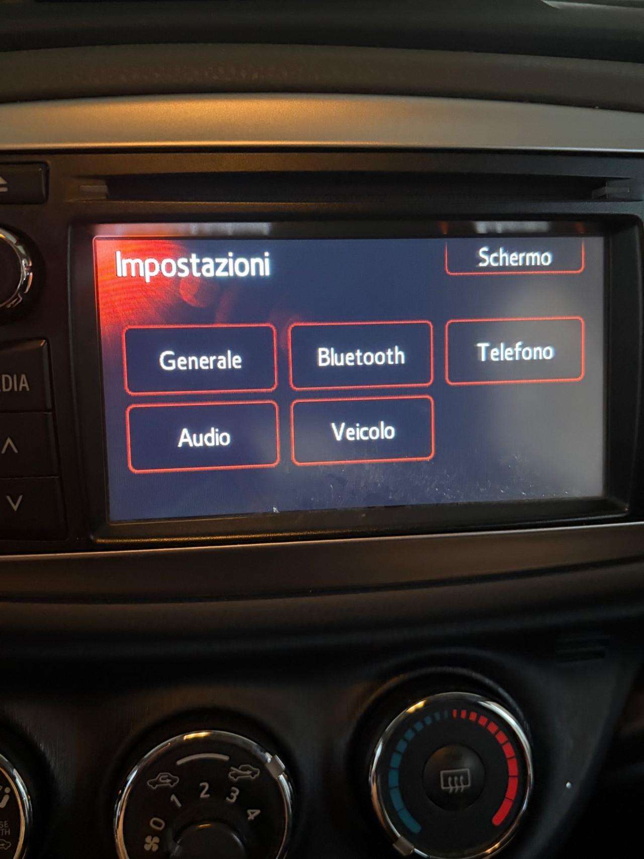 Toyota Yaris 1.0 5 porte Lounge
