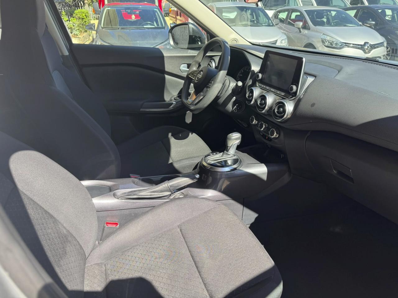 Nissan Juke 1.0 DIG-T 117 CV DCT Business