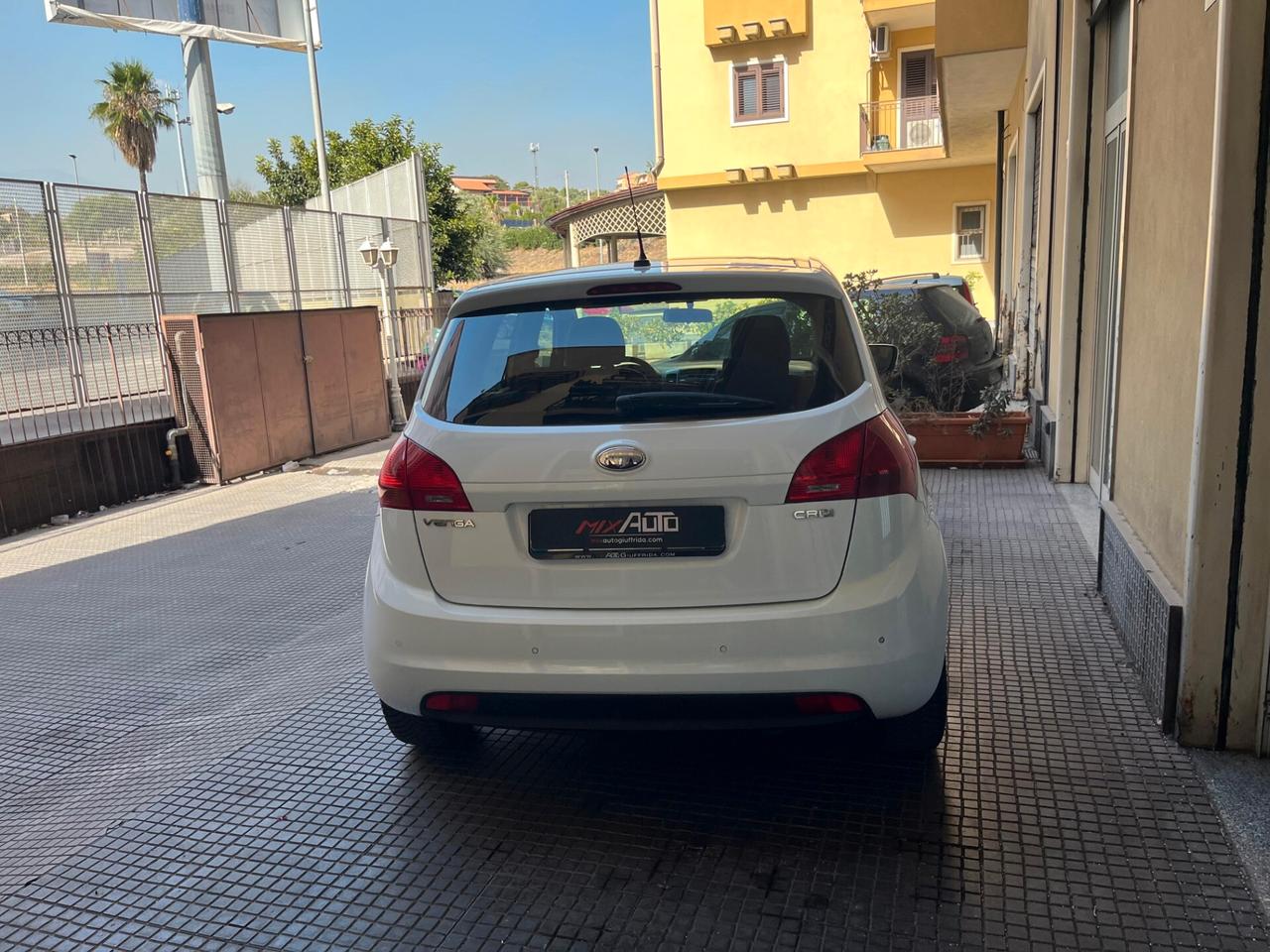 Kia Venga 1.4 CRDi 90CV Cool *TETTO PANORAMICO*