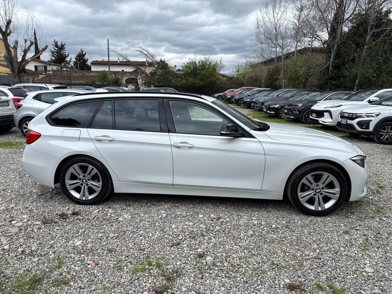 Bmw 318 318d Touring Msport automatica