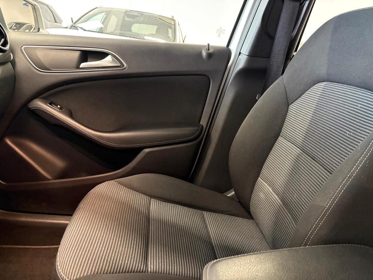 Mercedes-benz B 180 CDI d EXECUTIVE 6mt