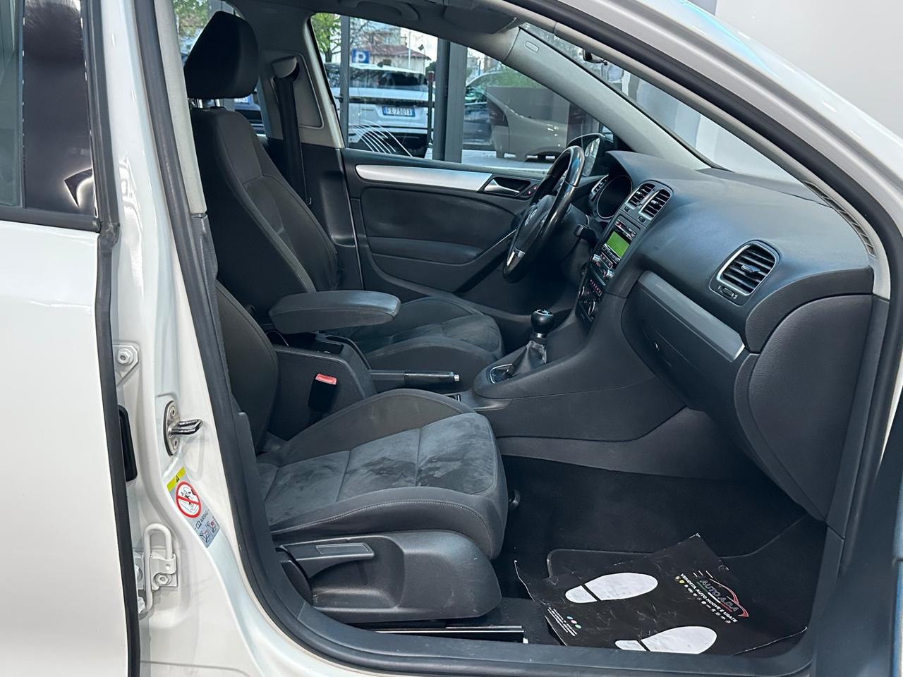 Volkswagen Golf 1.6 TDI DPF 5p. Highline