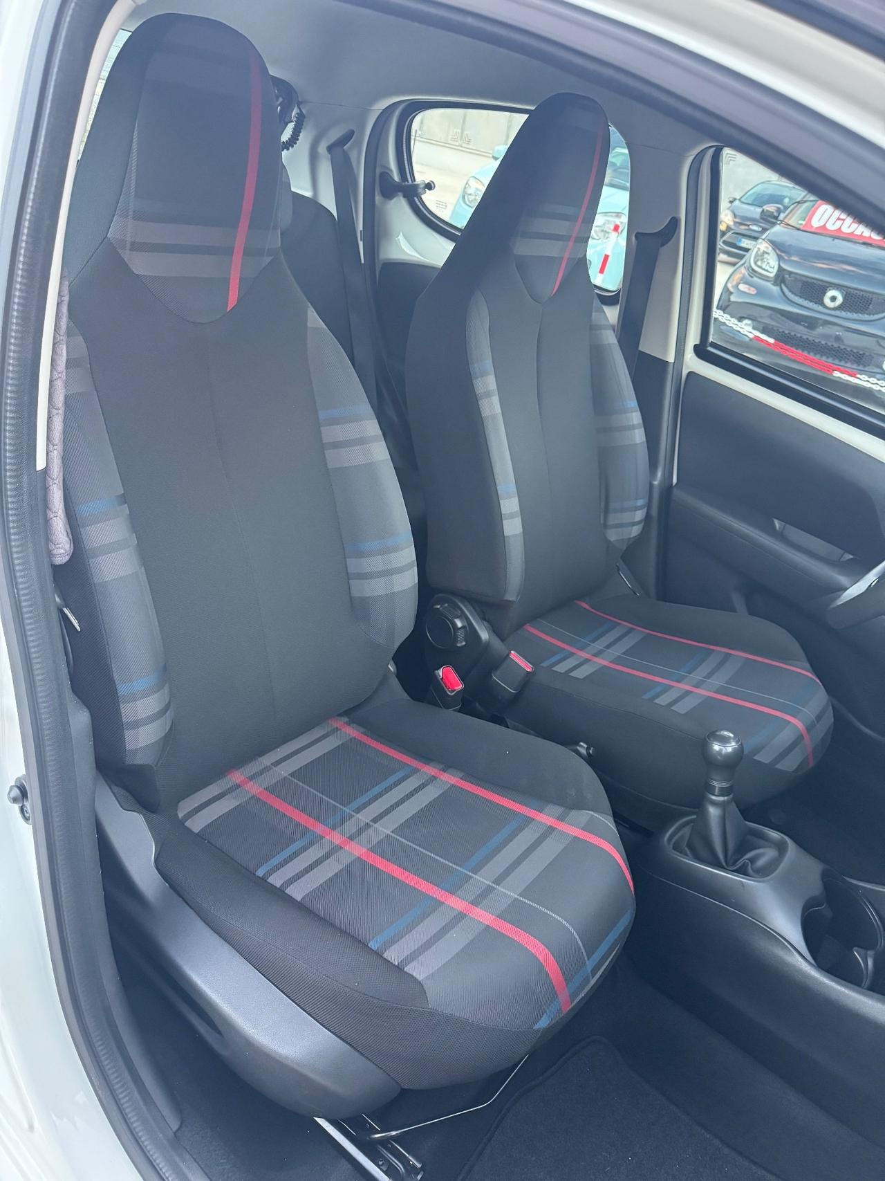 Peugeot 108 1.0 70CV