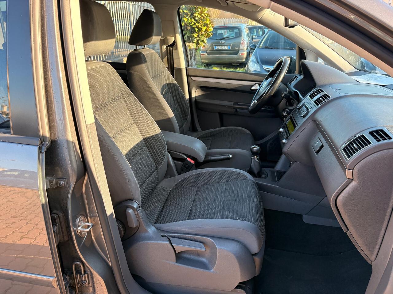 Volkswagen Touran Business 1.6 TDI Comfortline