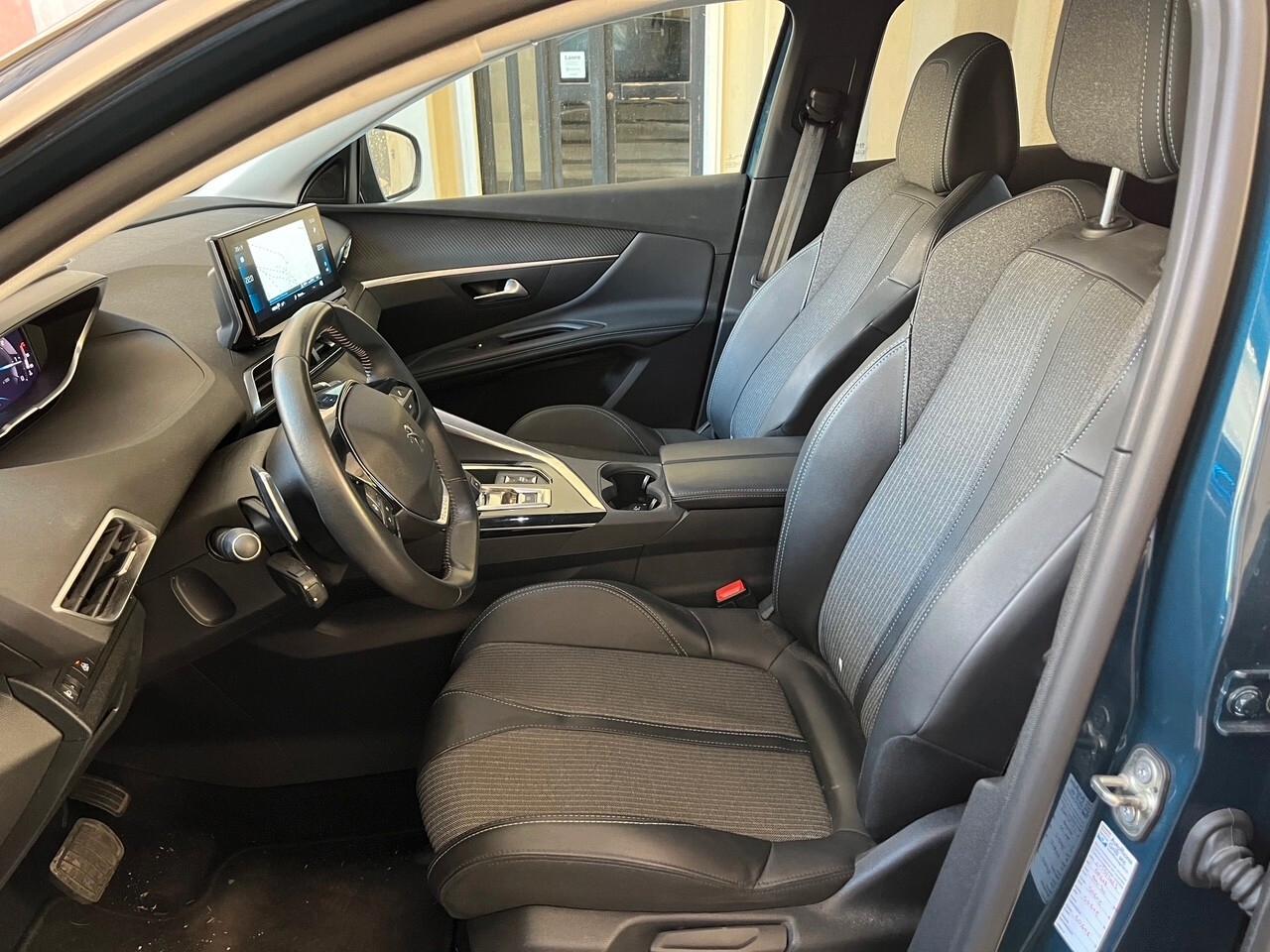 Peugeot 3008 BlueHDi 130 S&S EAT8 Allure