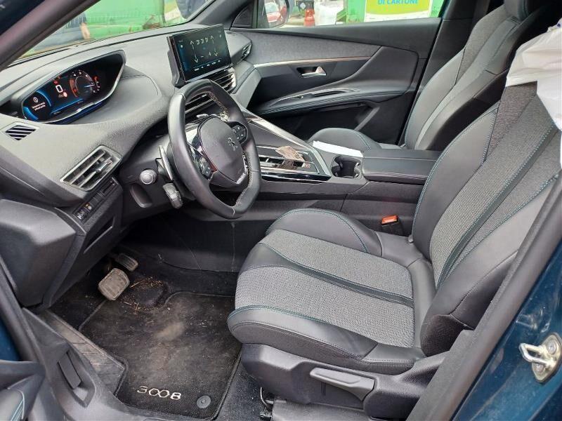 Peugeot 3008 II Allure Pack 1.5 Blue HDI Automatico Neopatentati