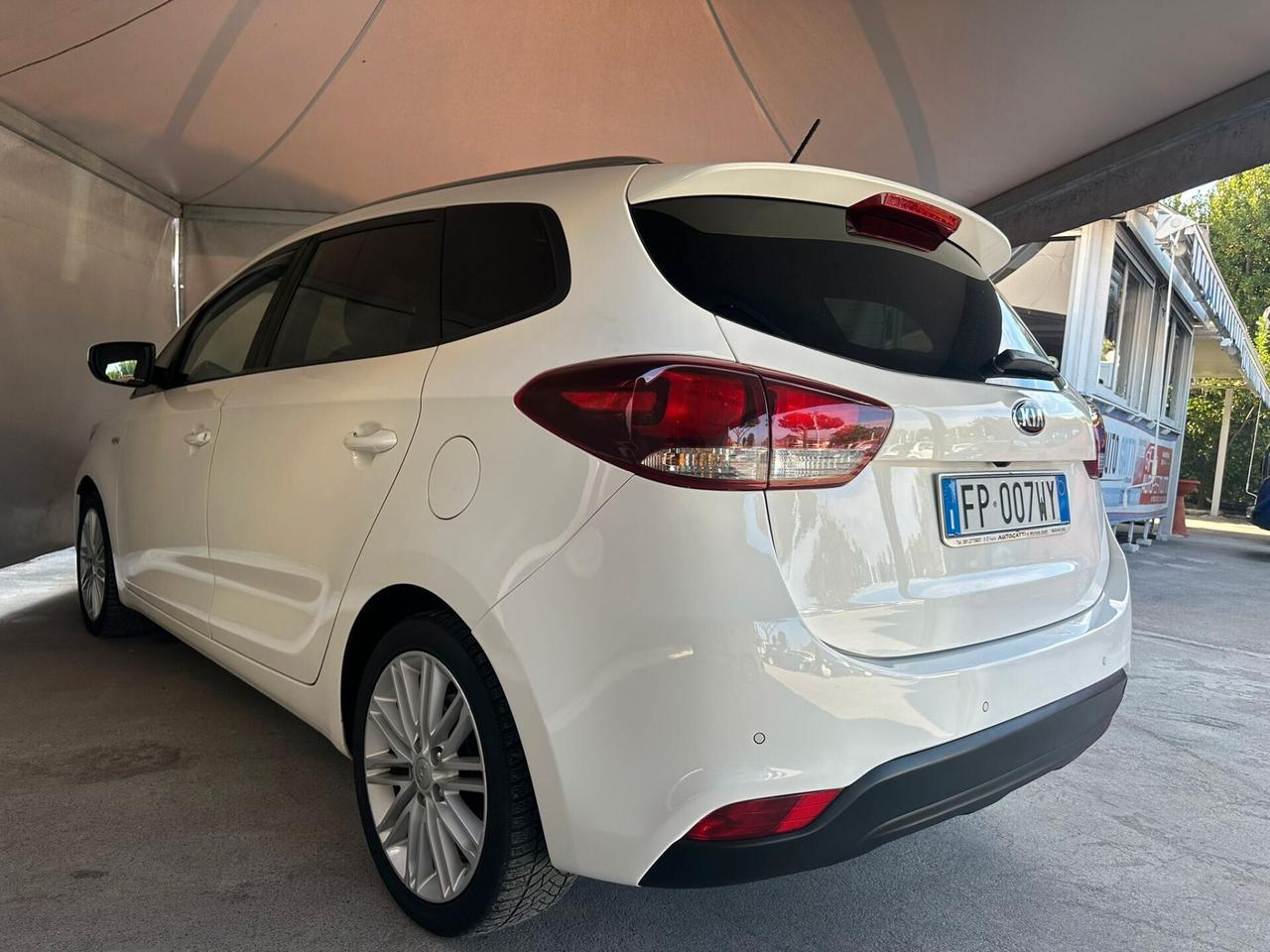Kia Carens 1.7 CRDi 115 CV Business Class 7 posti