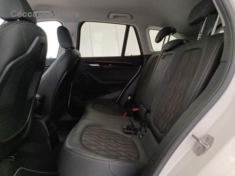 BMW X1 18 d xLine sDrive Steptronic