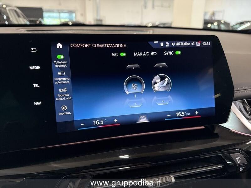 BMW X1 U11 sdrive18d X-Line auto