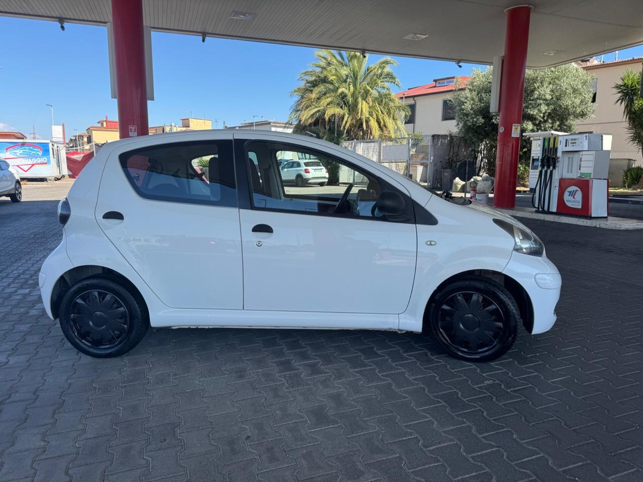 Toyota Aygo 1.0 12V VVT-i 5 porte Sol Connect
