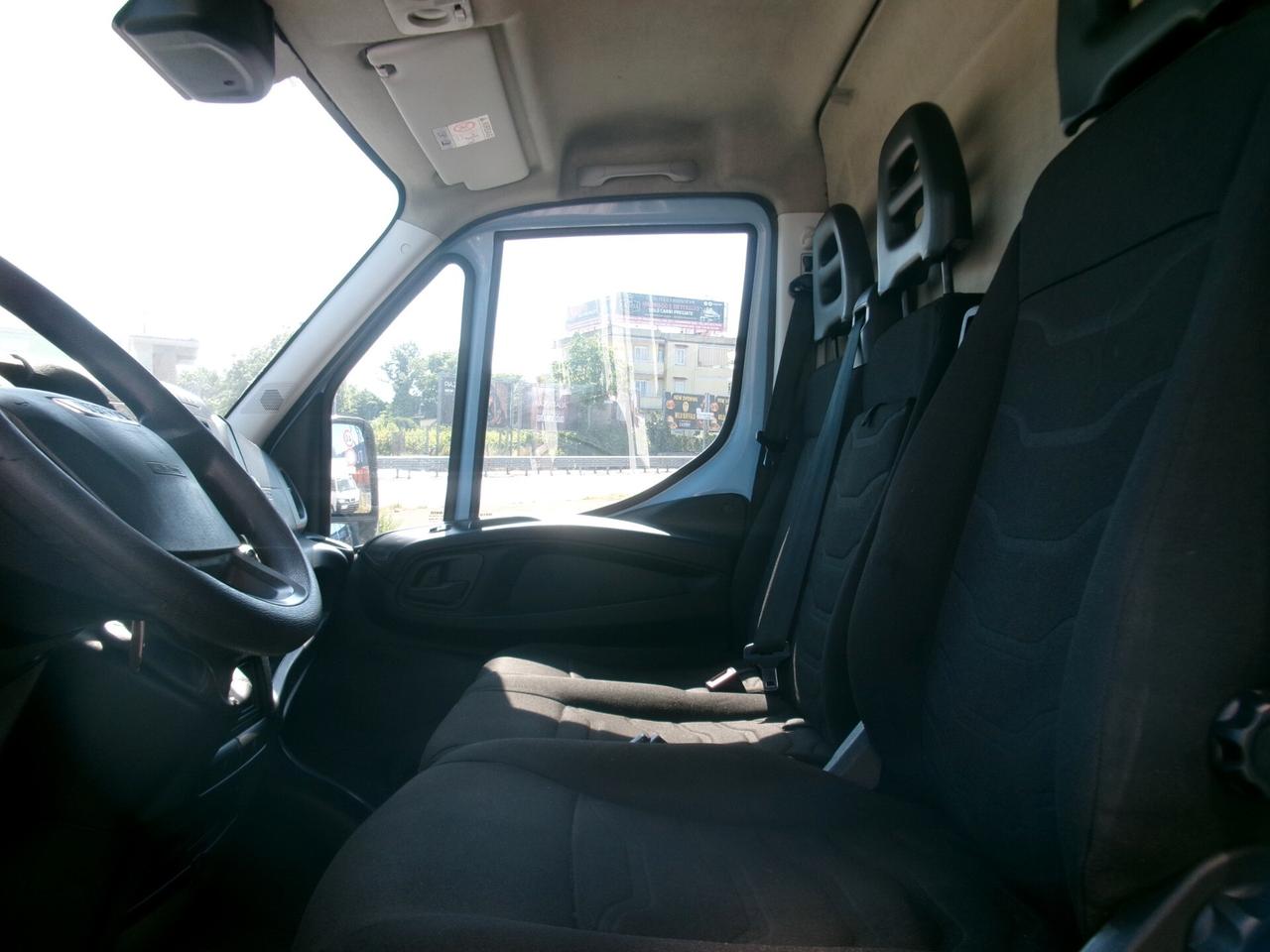 Iveco Daily 35C13 2.3 130CV E5 FURGONE GEMELLATO P.3520 H3 **135000KM**