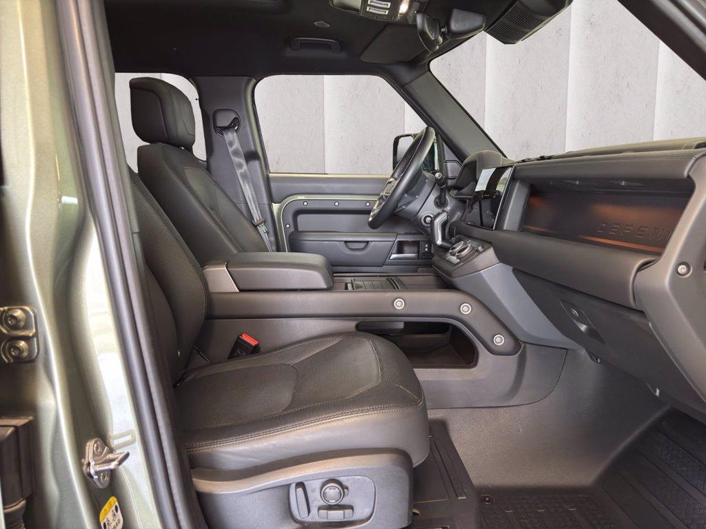 LAND ROVER Defender (2019) LAND ROVER 110 3.0D I6 250 CV AWD Auto X-Dynamic HSE del 2024