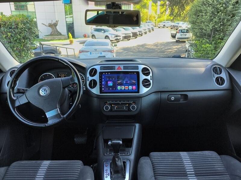 Volkswagen Tiguan 2.0 TDI DPF 4MOTION tiptronic Sport & Style