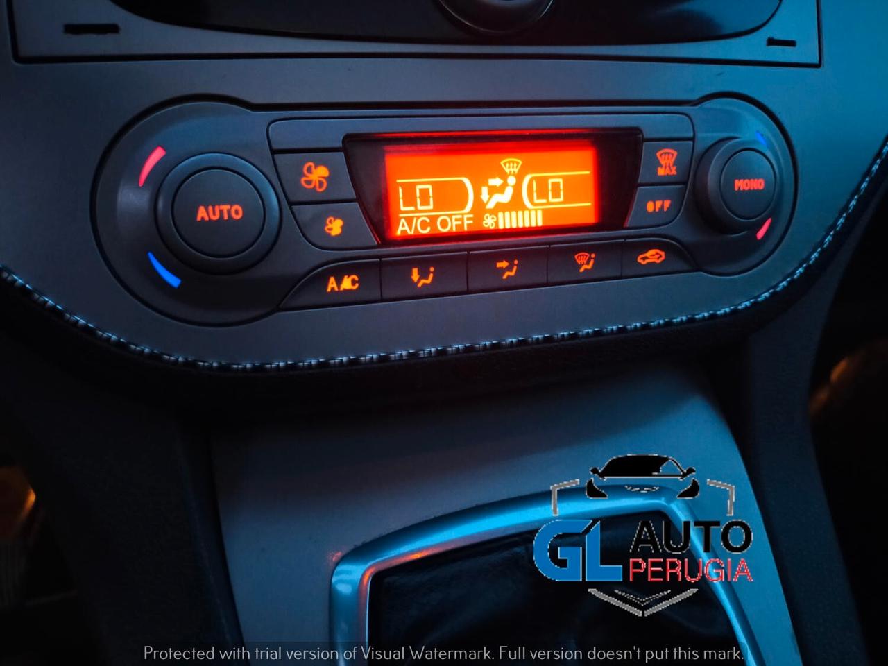 Ford KUGA 2.0 Tdci 4x4 awd titanium ADATTA NEOPATENTATI