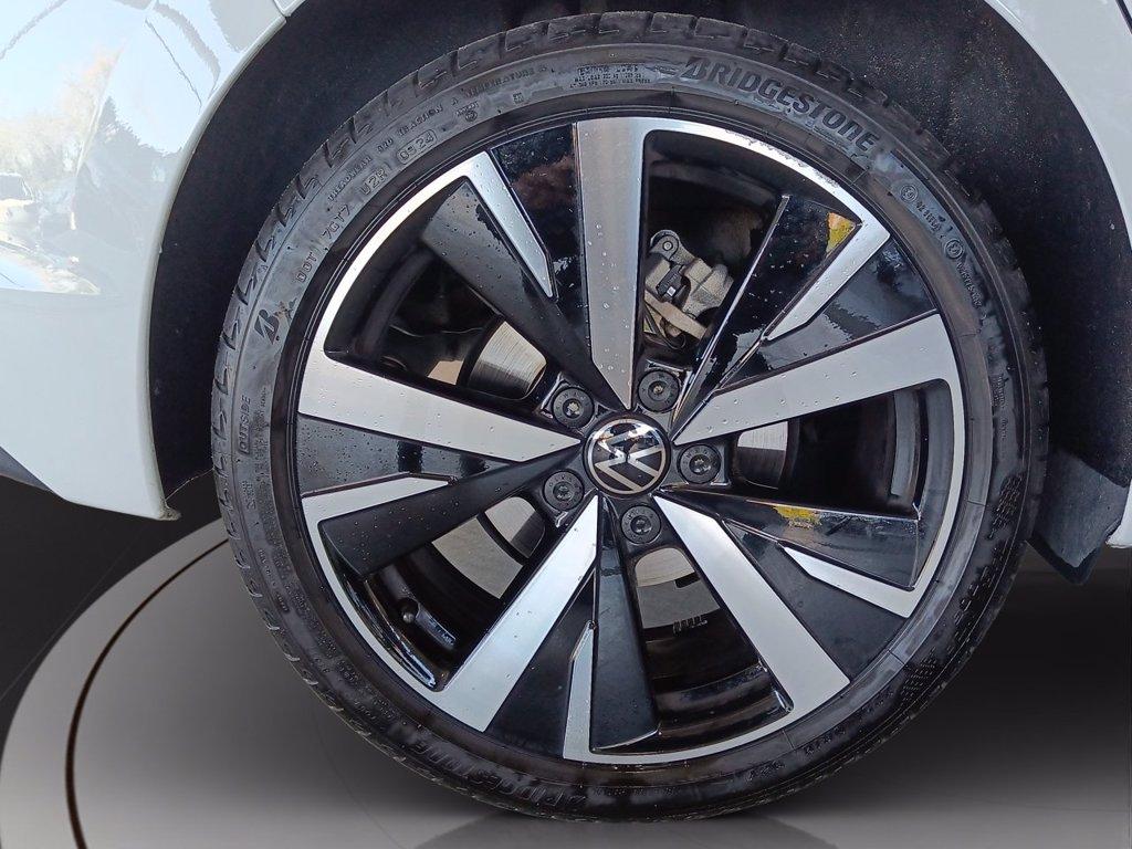 VOLKSWAGEN Golf 1.5 etsi edition plus 115cv dsg del 2024