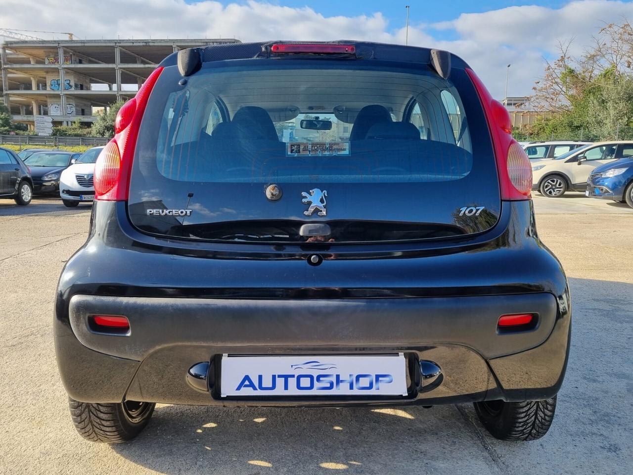 Peugeot 107 1.0 68CV 3p. Sweet Years