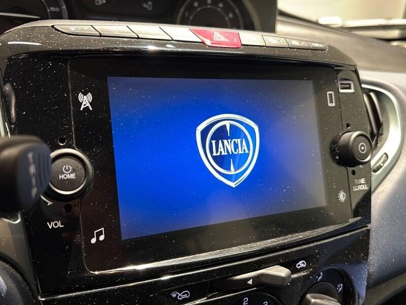 Lancia Ypsilon Ypsilon 1.0 FireFly 5 porte Hybrid Platino