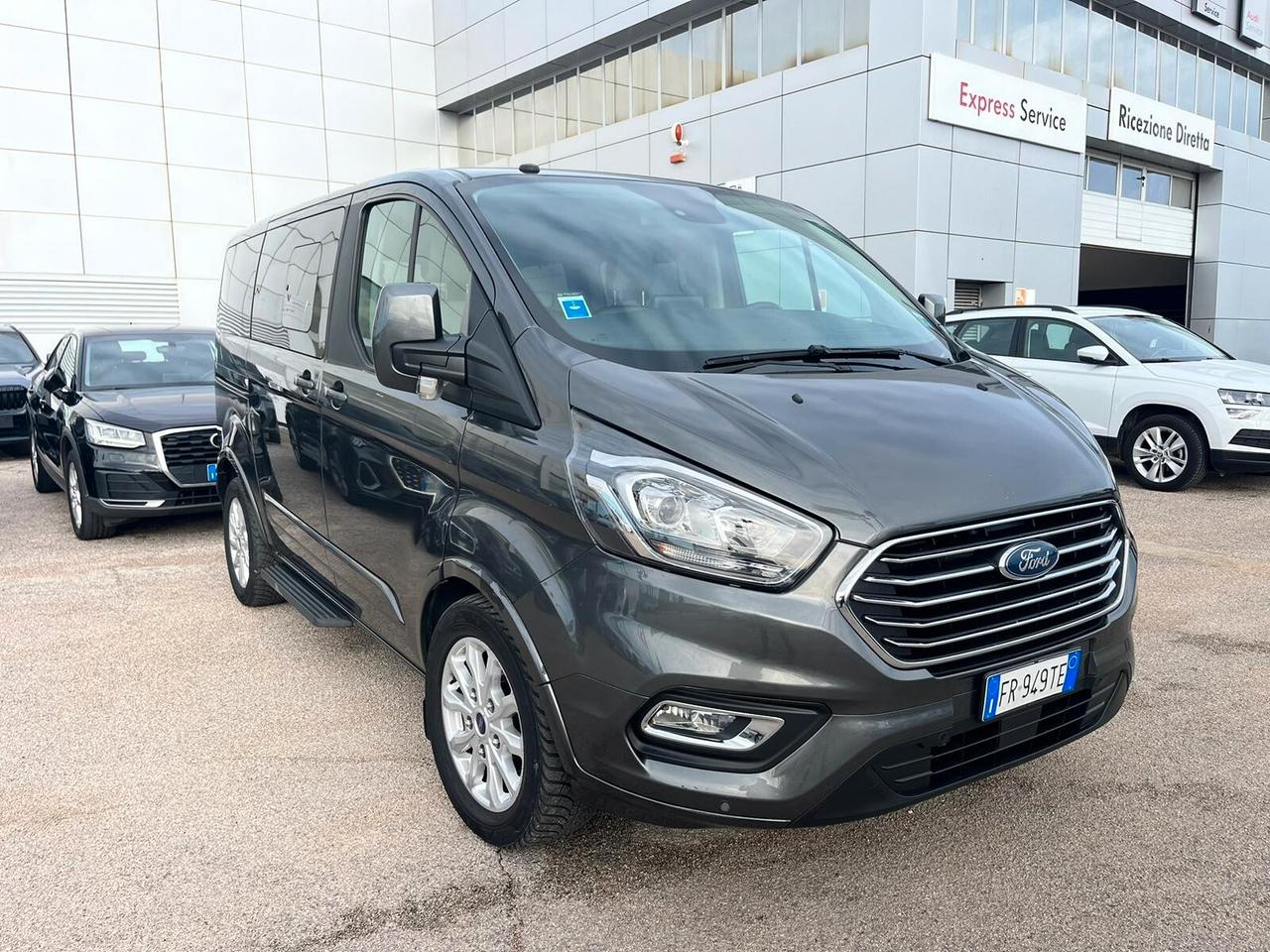 Ford Tourneo Custom 310 2.0 TDCi 170CV PC Titanium