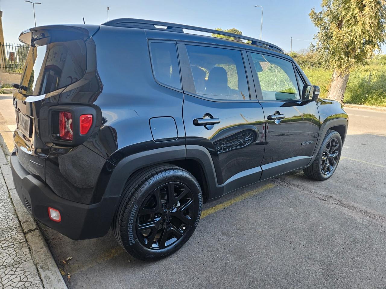 Jeep Renegade 1.6mtj 130cv NIGHT EAGLE 21.000KM