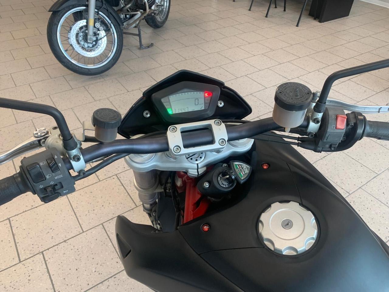 Ducati Hypermotard 1100