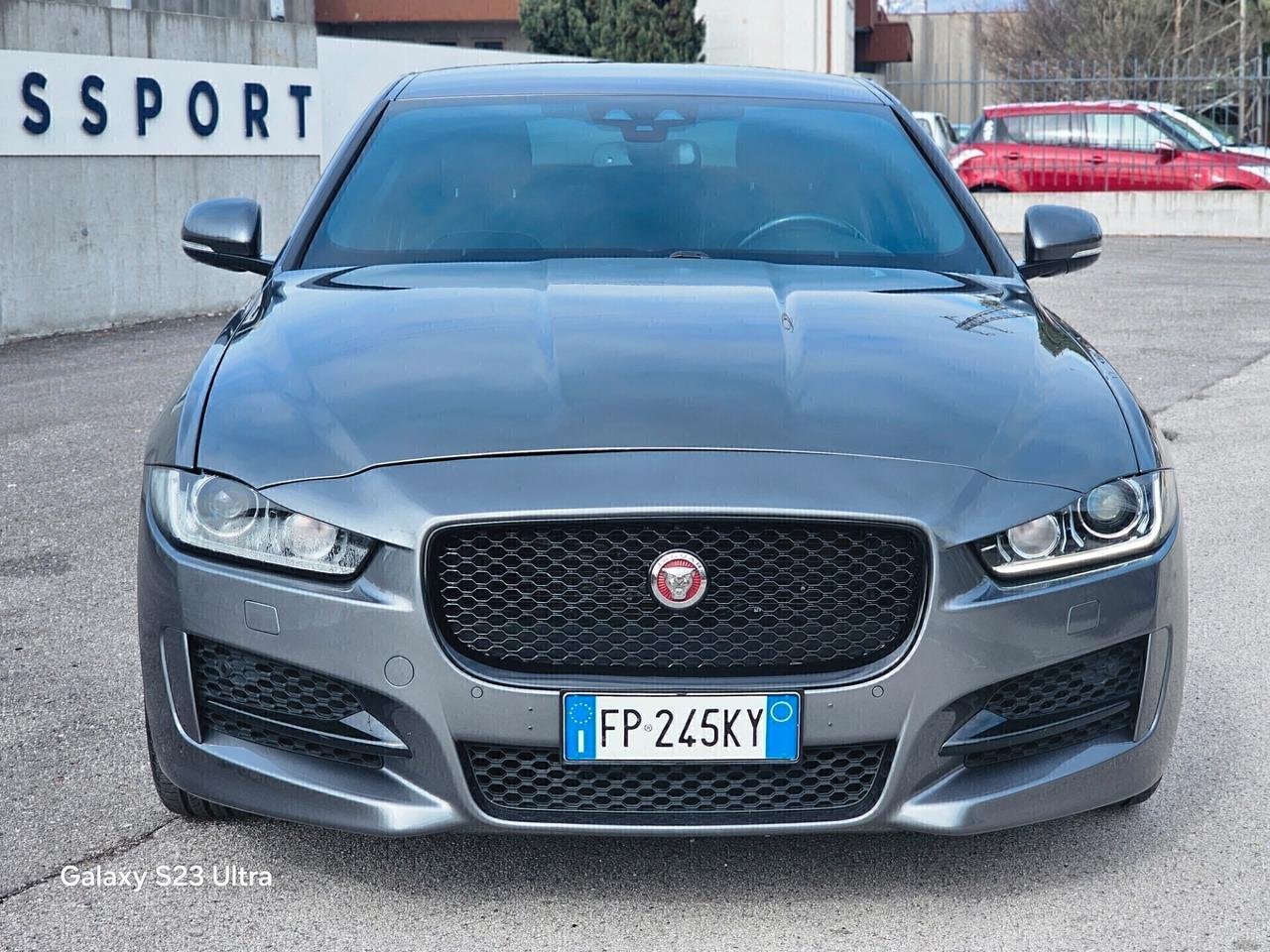 Jaguar XE R DINAMIC 2.0 DIESEL UNICO PROPRIETARIO ANNO 2018