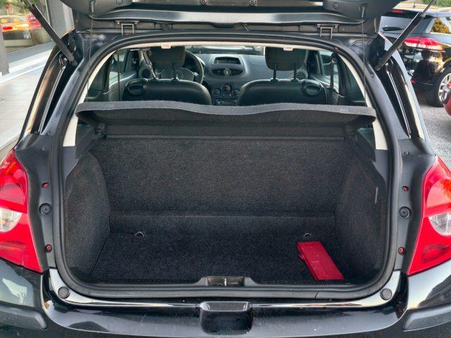 RENAULT Clio 1.2 16V 65CV 3 porte