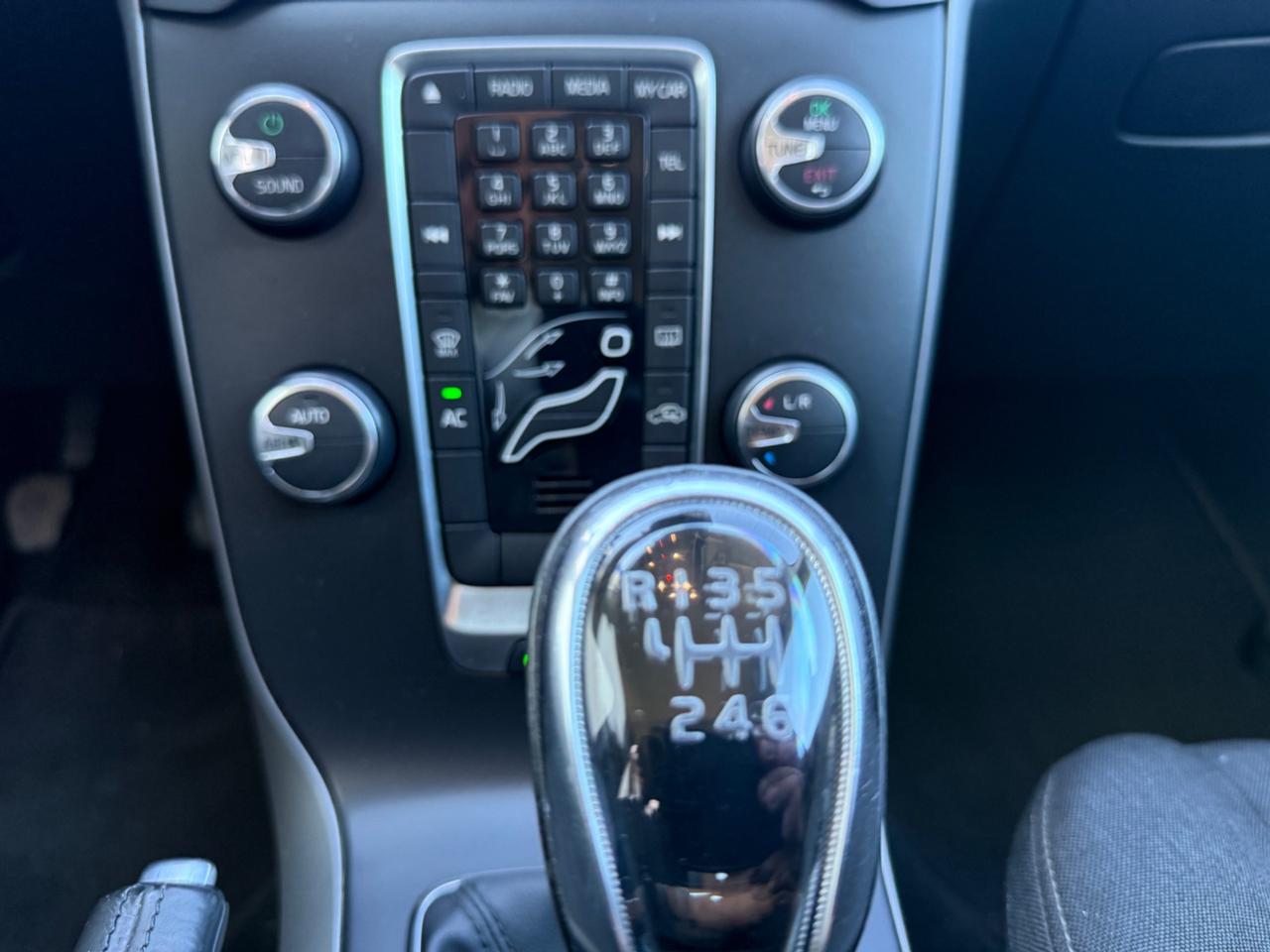 Volvo V40 D2 1.6