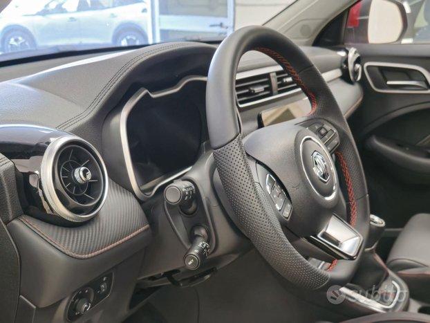 MG ZS Classic LUXURY - 2025