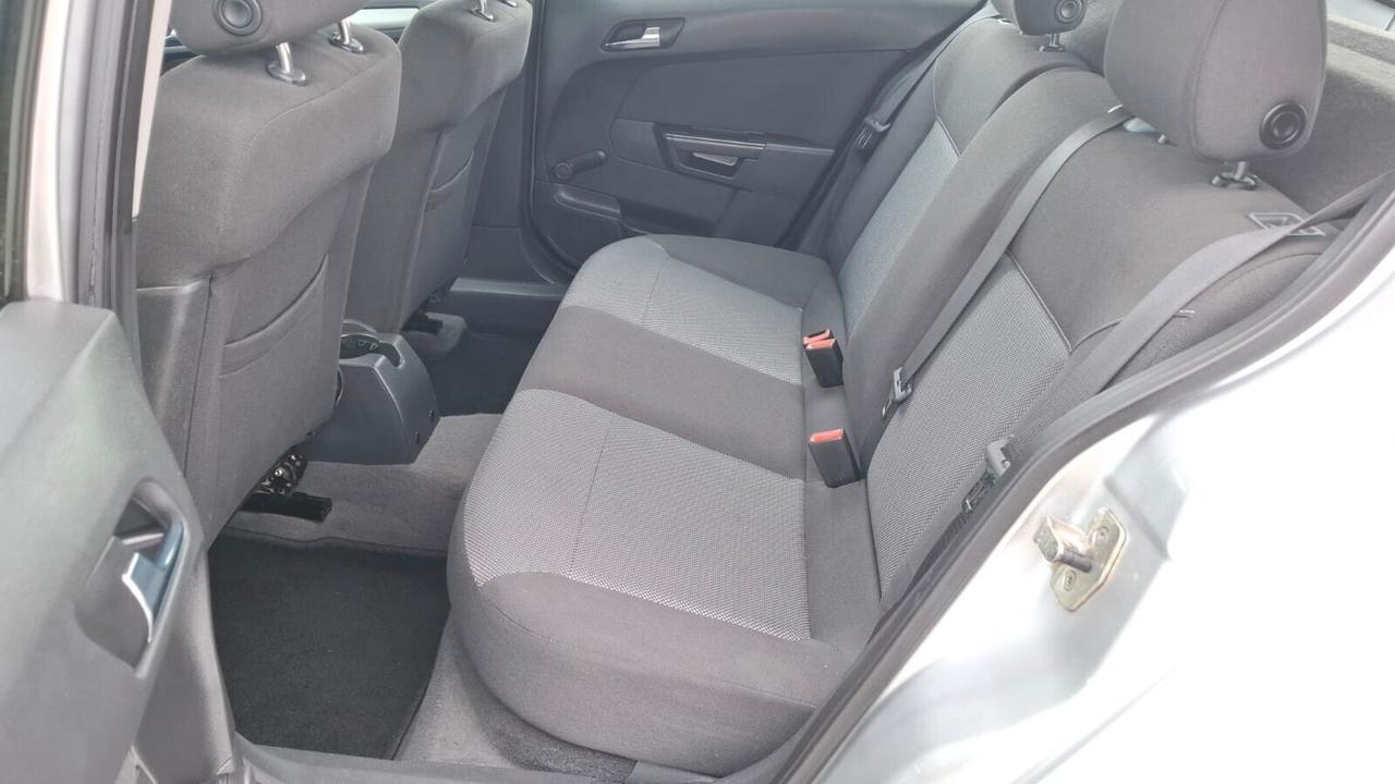 Opel Astra 1.7 CDTI 110CV ecoFLEX 5 porte Enjoy