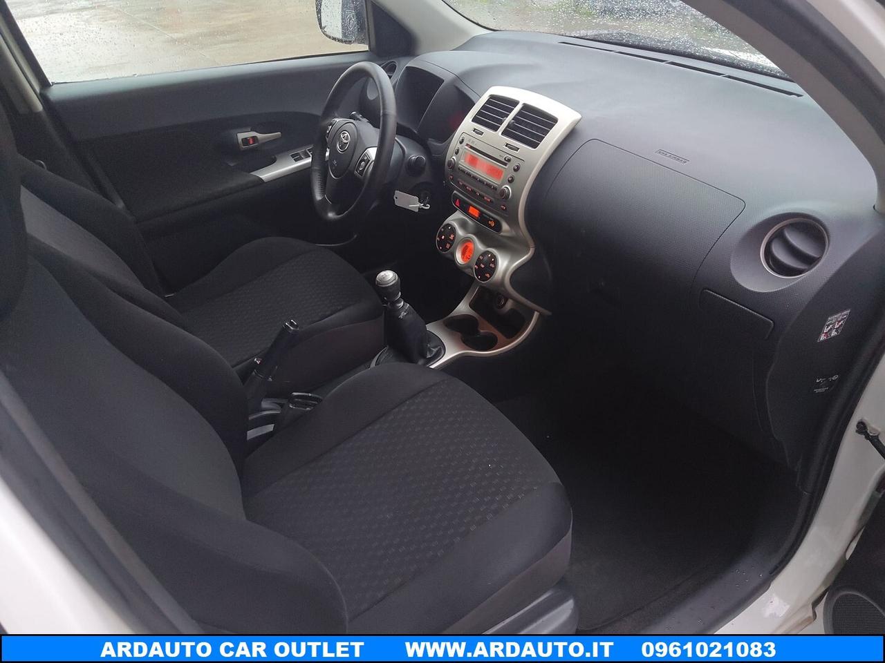 TOYOTA URBAN CRUISER 1.4 D-4D AWD