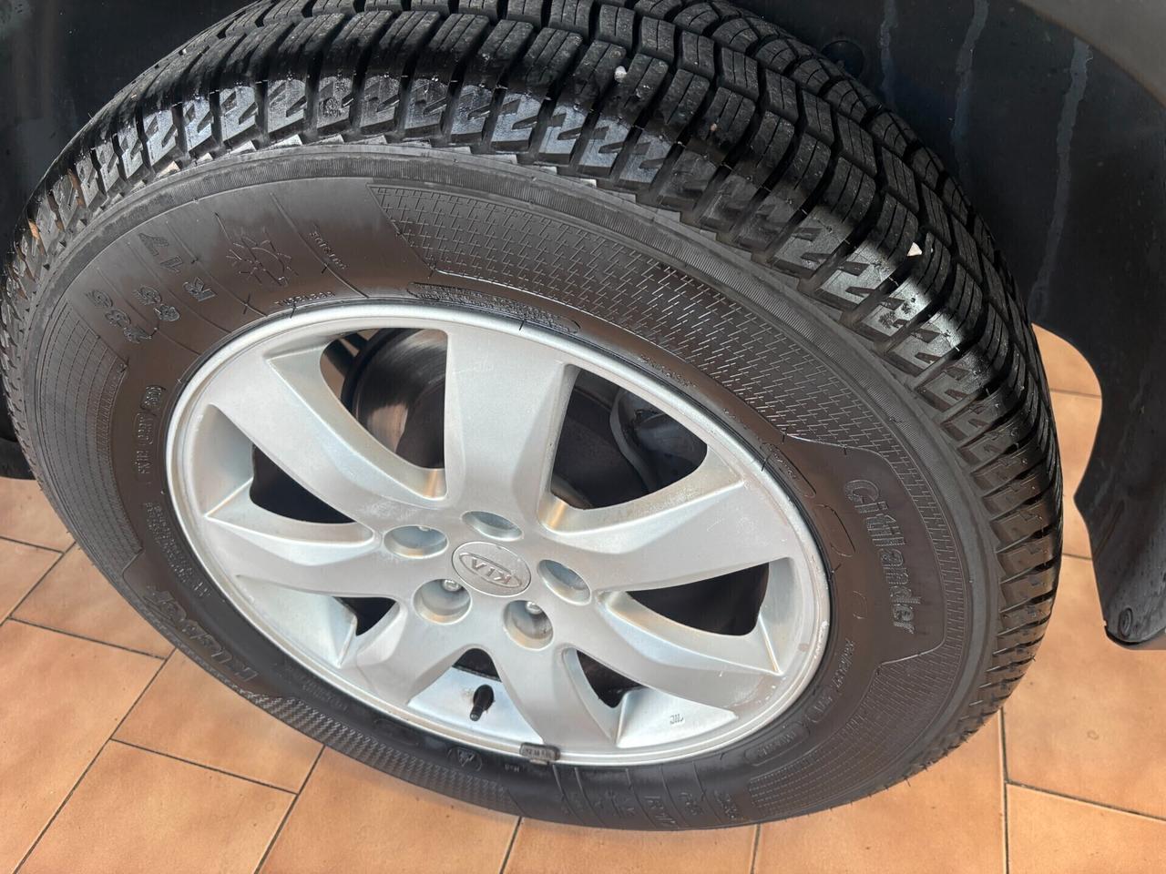 Kia Sorento 2.4 Active 2wd*GPL FINO 2031