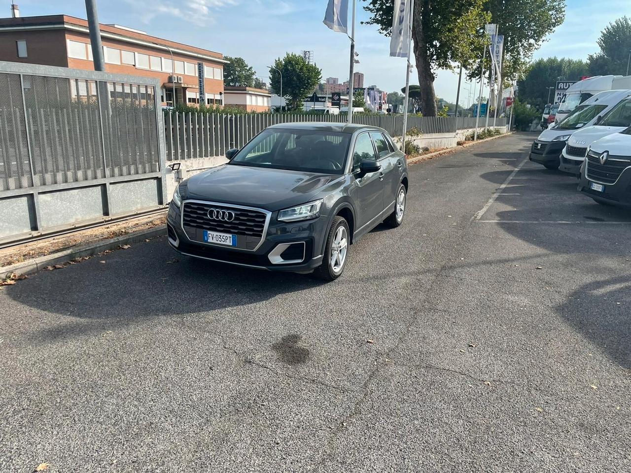 Audi Q2 30 TFSI S tronic Business