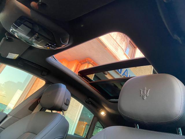 MASERATI Levante MHEV 330 CV AWD GT ULTIMA TETTO APR/PAN.