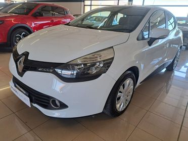 RENAULT Clio IV 2012 - Clio 5p 1.2 Live 75cv