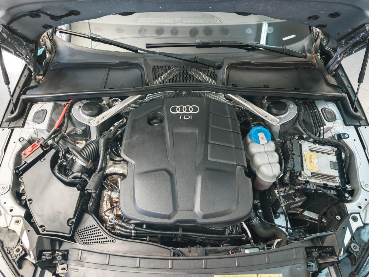 Audi A4 2.0 TDI 150 CV S tronic Business Sport COME NUOVA