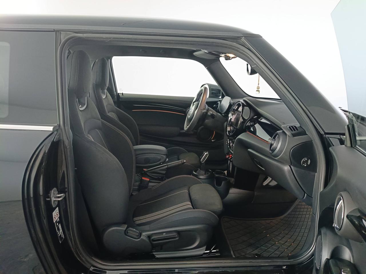 MINI Mini IV F56 2021 3p - Mini 3p 1.5 Cooper JCW auto