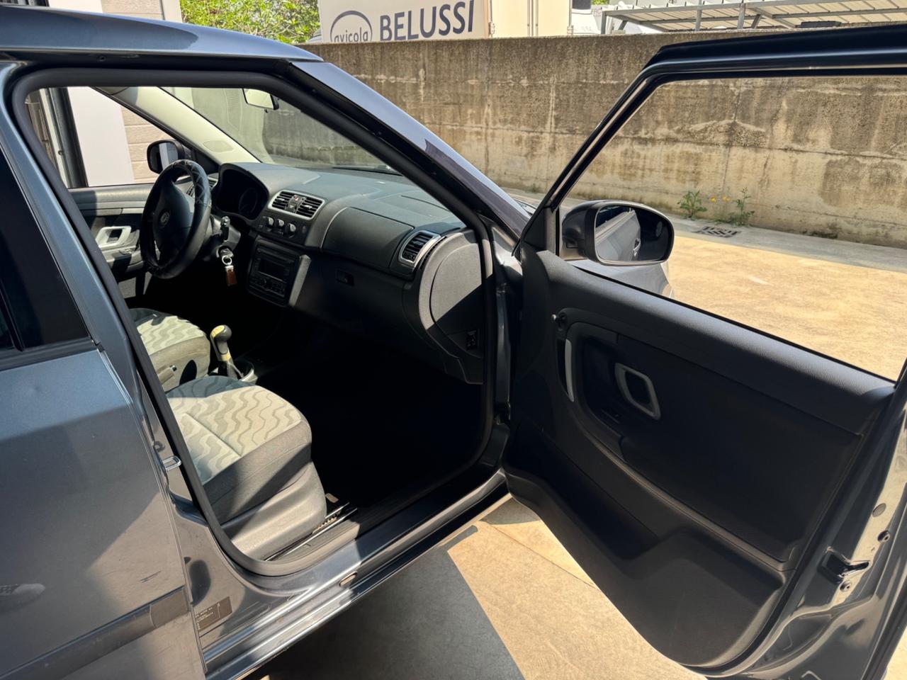 Skoda Fabia 1.2 12V 70CV 5p. Style