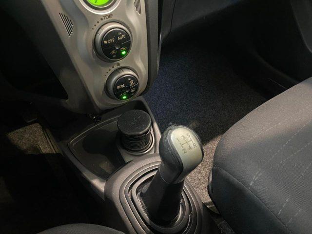 TOYOTA Yaris 1.0 5 porte Sol