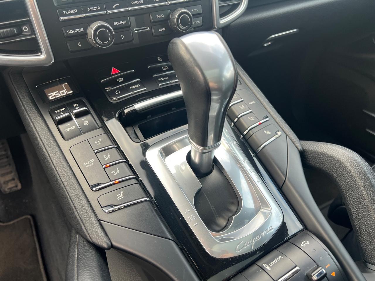 Porsche Cayenne 3.0 Diesel FULL OPTIONAL PERMUTE RATE GARANZIA