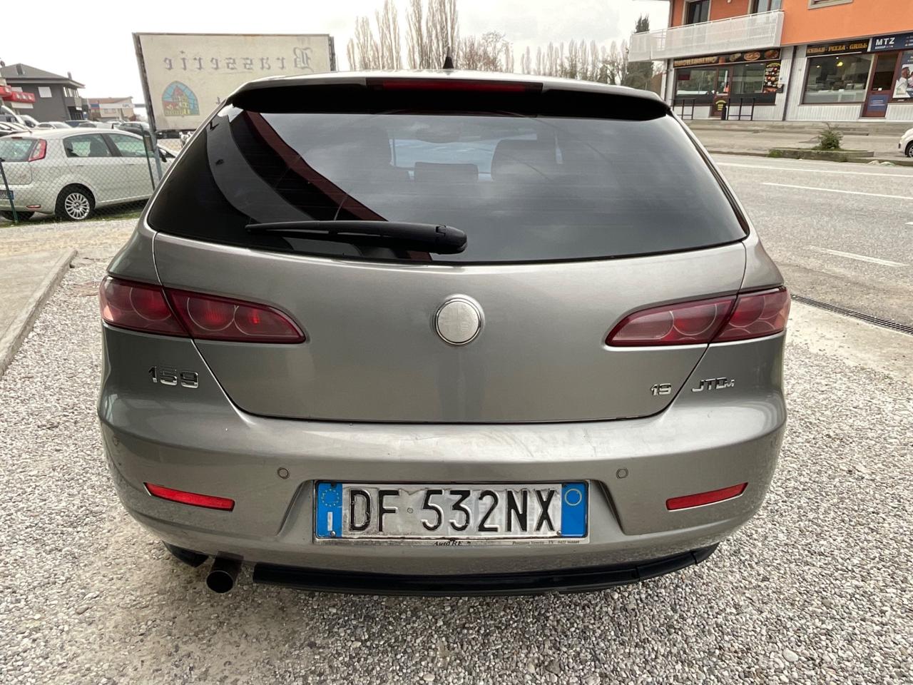 Alfa Romeo 159 1.9 JTDm Sportwagon Distinctive