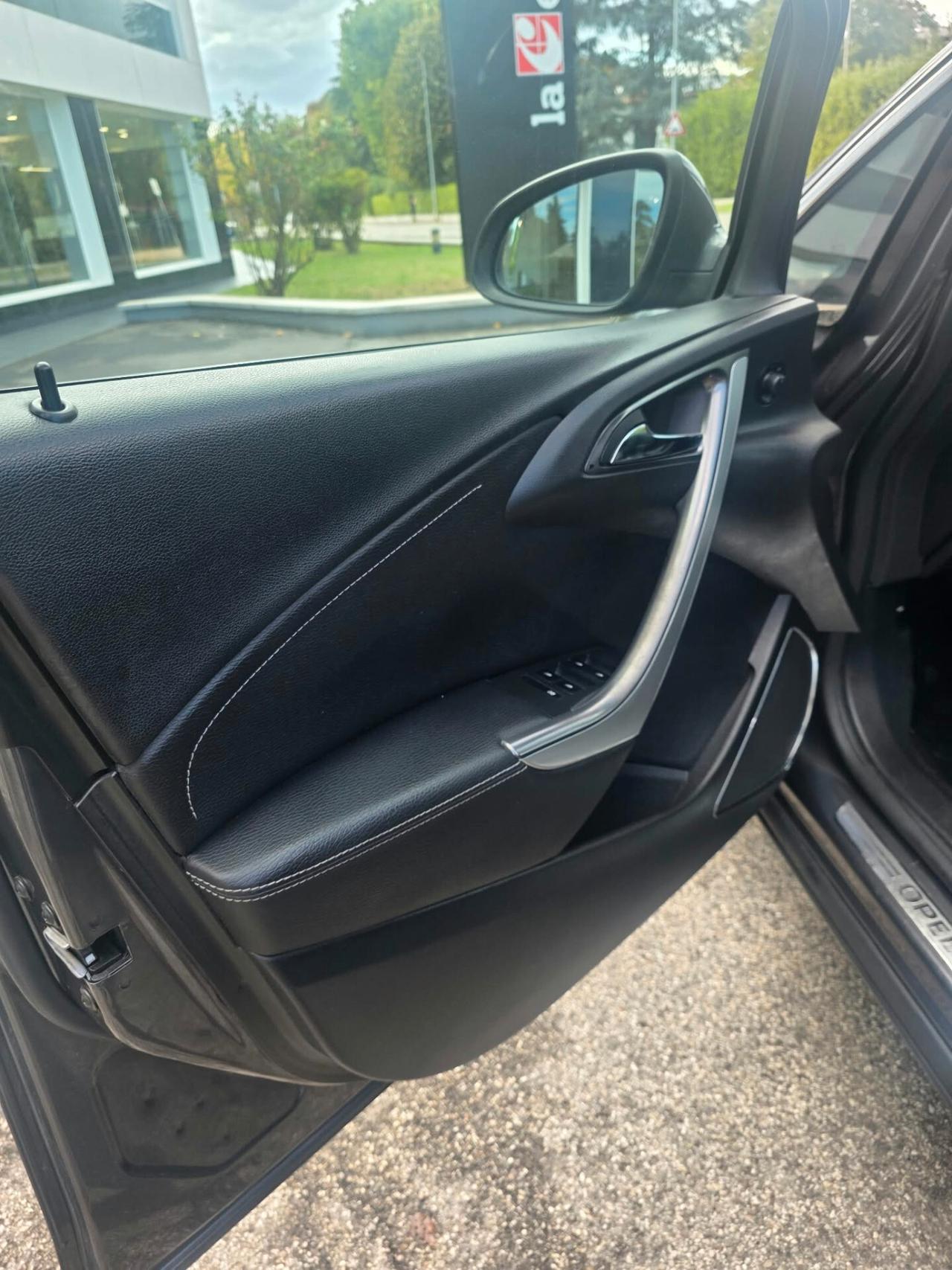 Opel Astra 1.4 100CV GPL