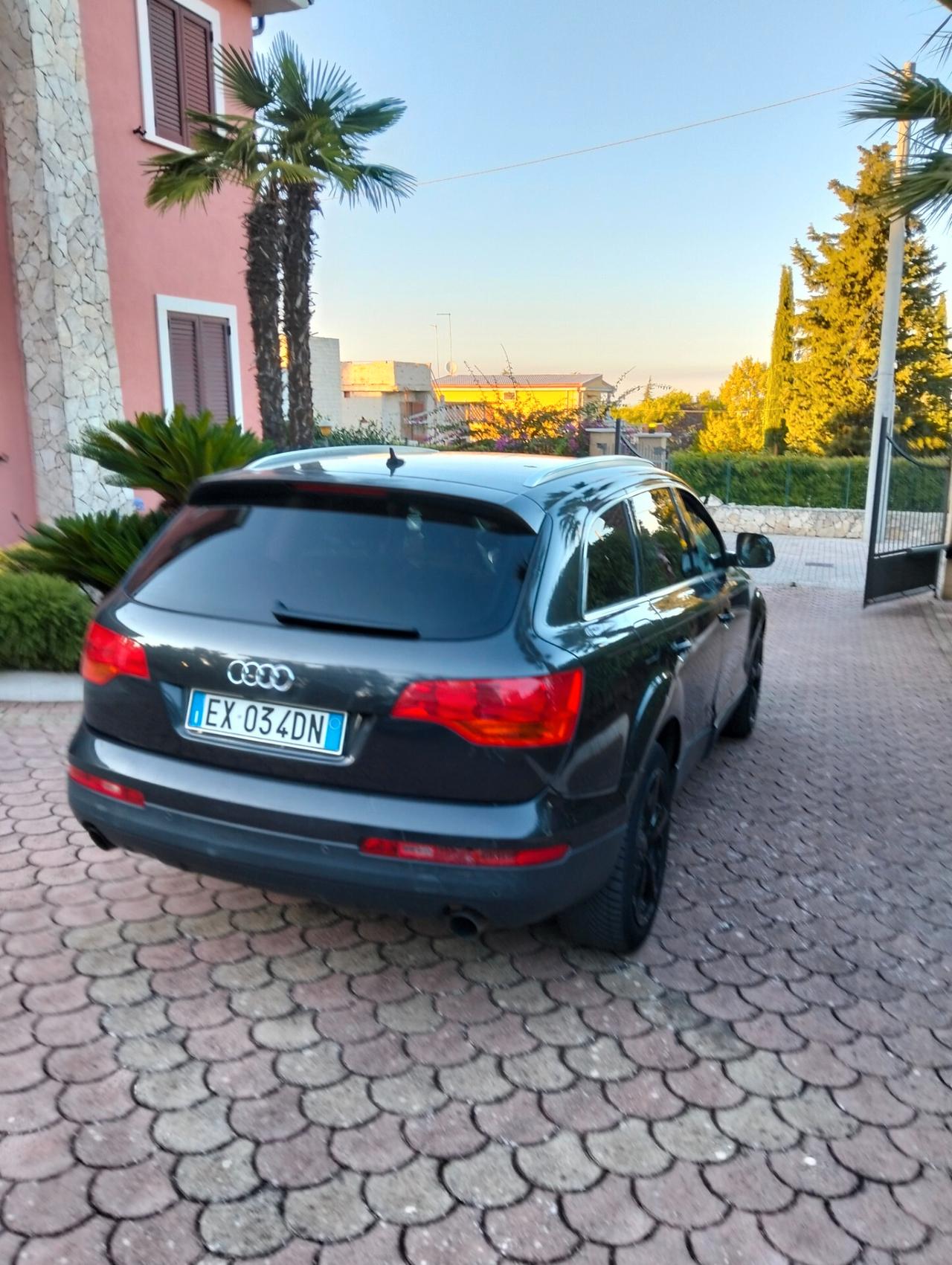 Audi Q7 3.0 V6 TDI 233CV quattro tiptronic