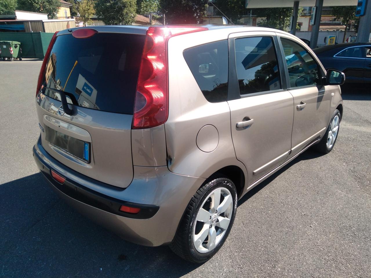 Nissan Note 1.6 16V 110cv cambio automatico x neopatentati