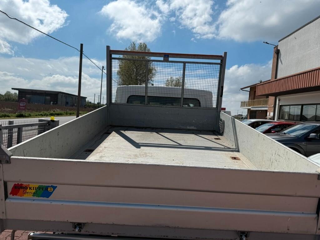 Peugeot Boxer 335 2.2 BlueHDi 140 S&S PM-DC Cabinato