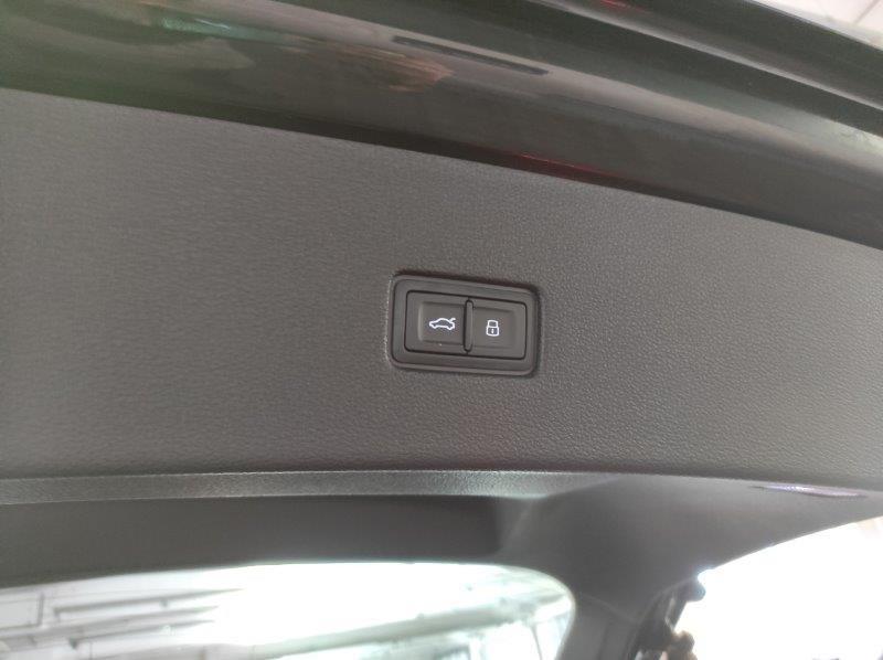 AUDI Q8 - Q8 55 TFSI quattro tiptronic Sport