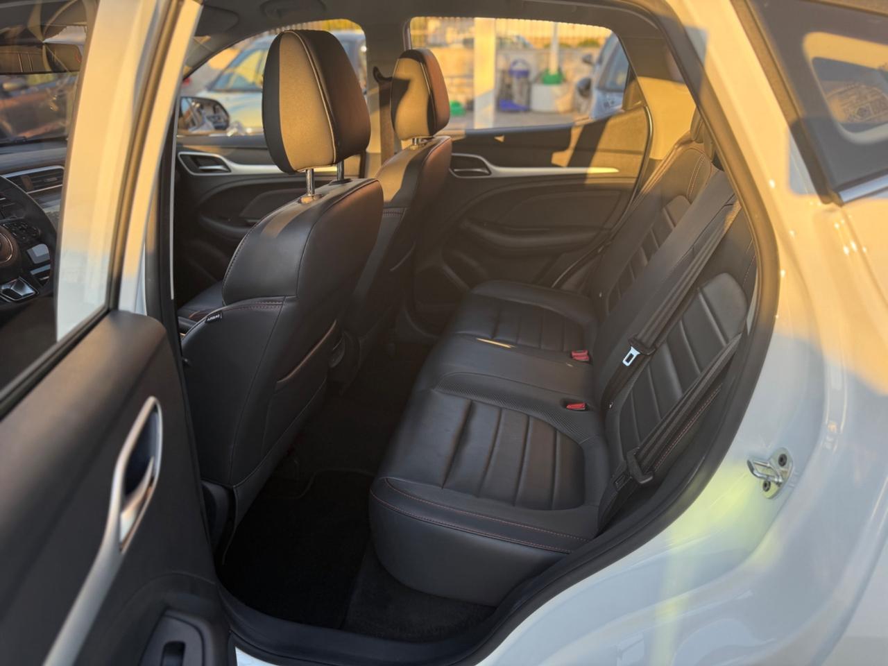 Mg ZS 1.5 VTi-tech Luxury 20.000 km NoVincolo Finanziamento