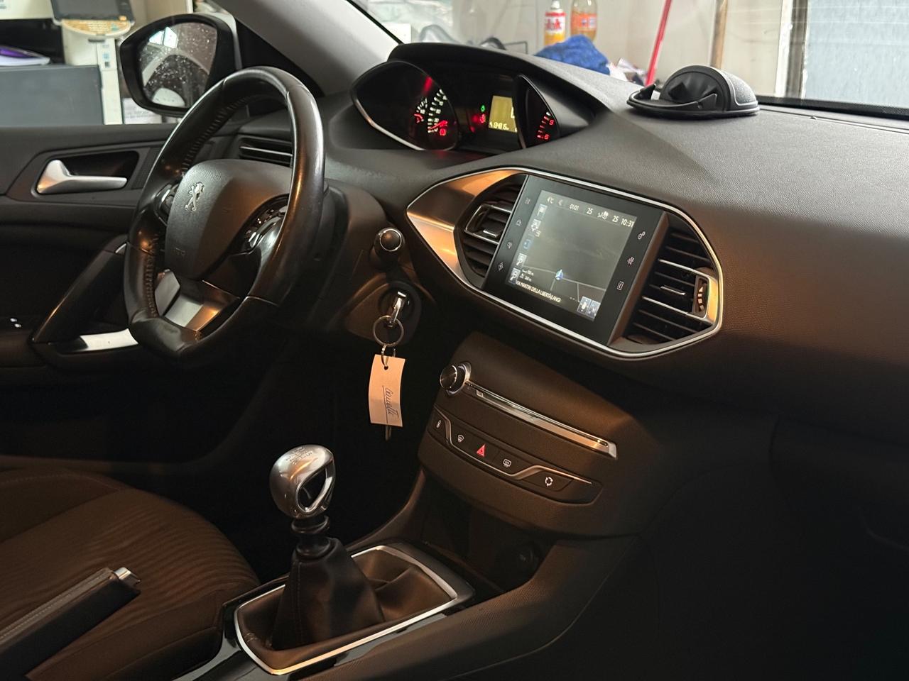 Peugeot 308 anno 2015 KM 130.000